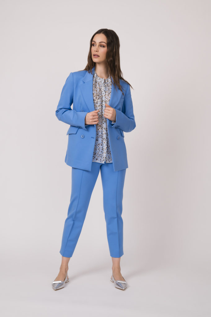 Blazer der Marke Drorthee Schumacher, Bluse der Marke Drorthee Schumacher, Hose der Marke Drorthee Schumacher