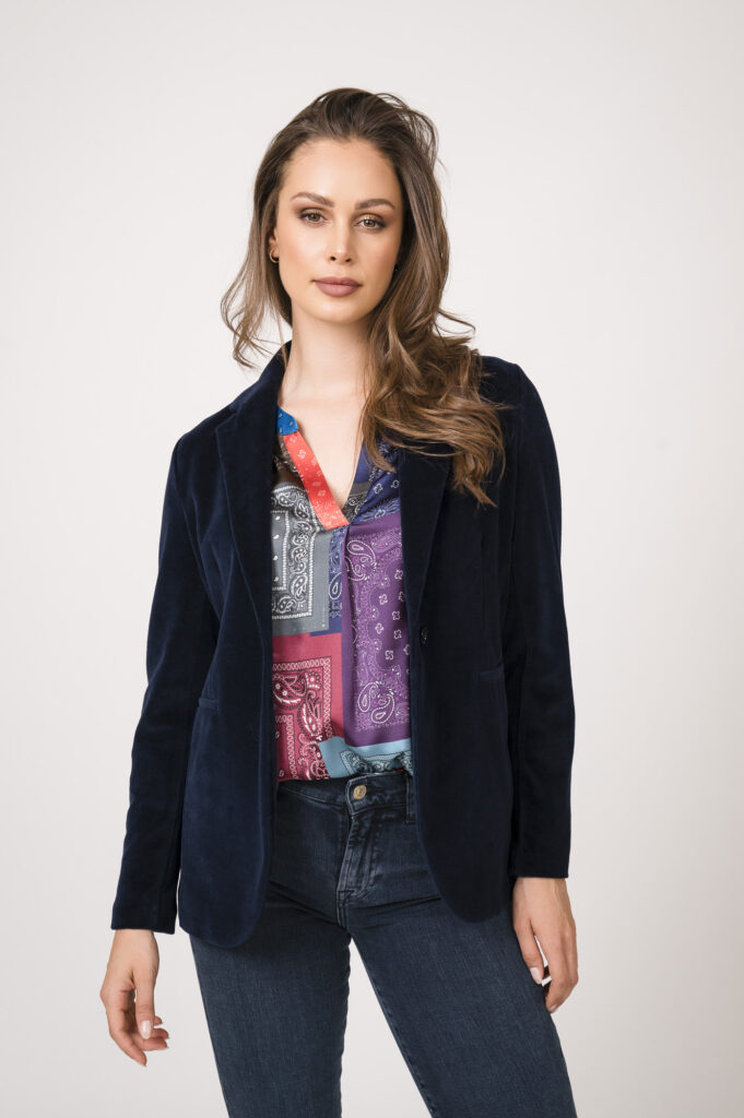 Blazer der Marke Circolo, Bluse der Marke Unbreak.it