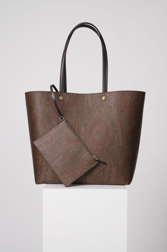 Tasche der Marke Etro